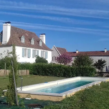 La Maison De L Eveque D'ozenx *